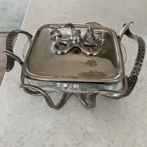 Octopus serving dish